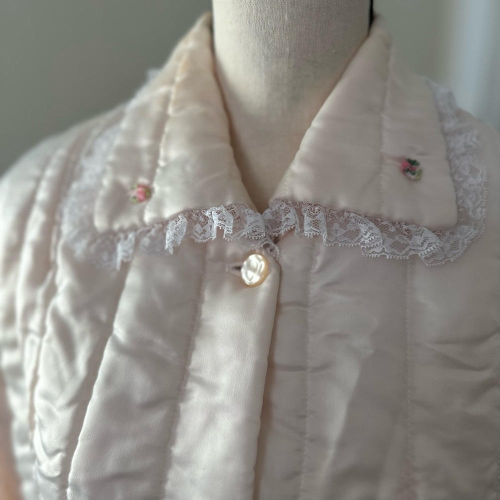 Cropped puff jacket | vintage house coat - Picture 2 of 6